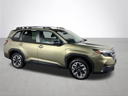 Certified 2026 Subaru Forester Premium AWD/4WD image 5