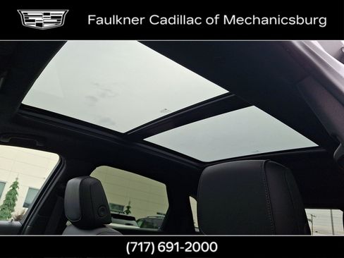 New 2026 Cadillac XT5 Premium Luxury w/ Driver Assist Package AWD/4WD image 19
