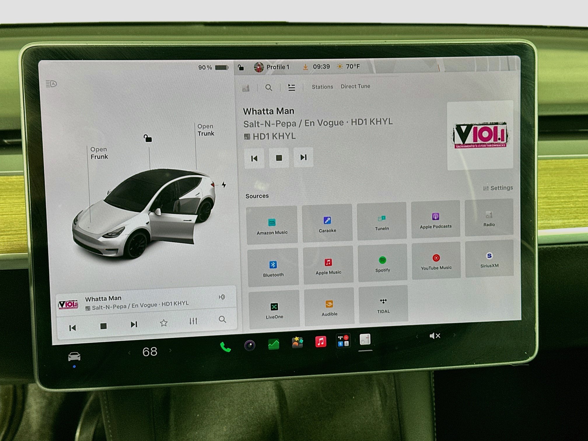 Used 2022 Tesla Model Y Performance AWD/4WD image 19