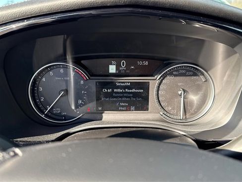 Used 2024 Cadillac XT6 Sport image 15