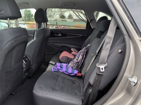 Certified 2019 Kia Sorento LX w/ Option Group 020 image 13