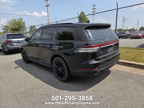 Used 2023 Lincoln Aviator Reserve w/ Equipment Group 201A RWD image 3
