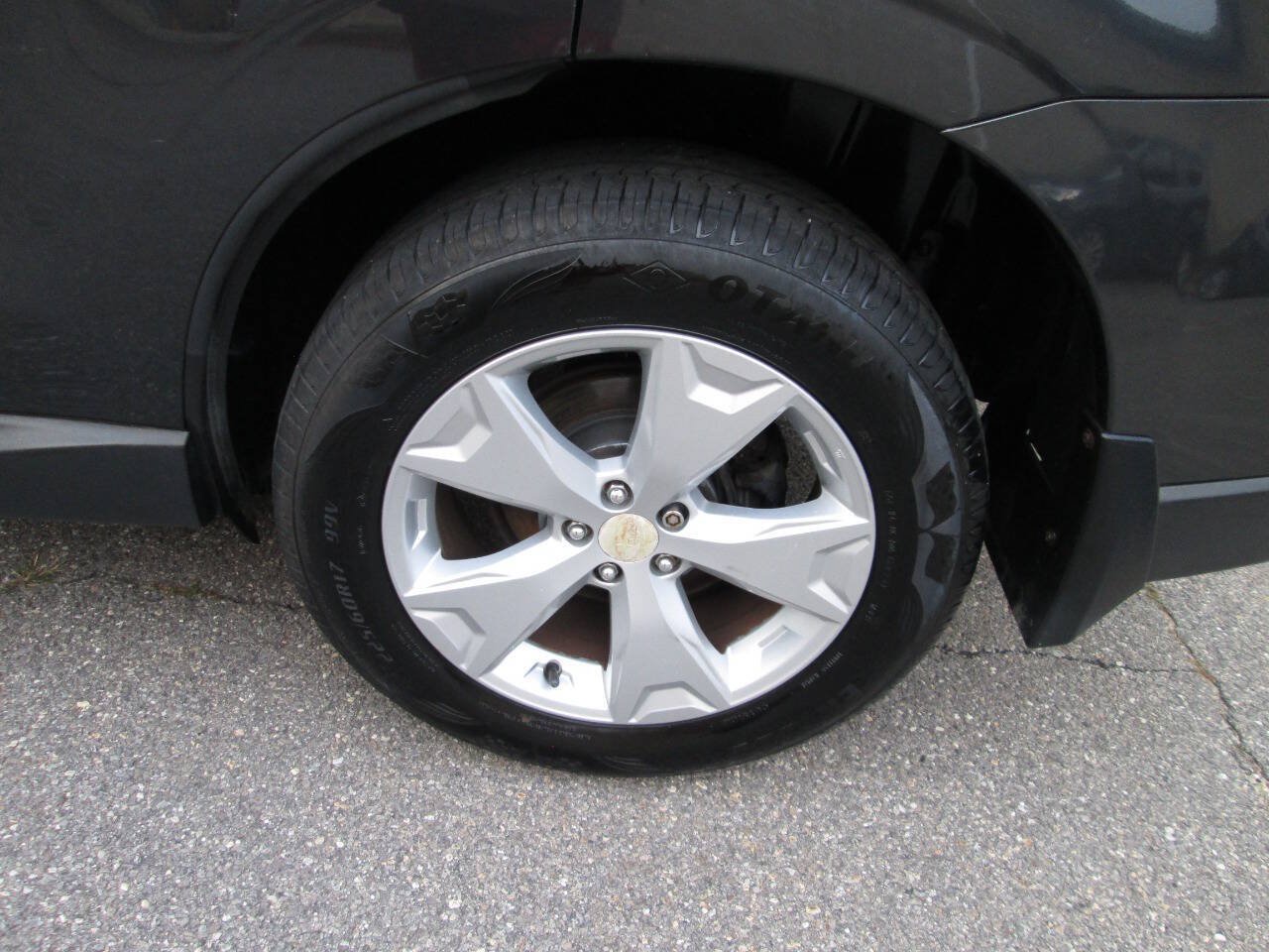 Used 2015 Subaru Forester 2.5i Premium AWD/4WD image 11
