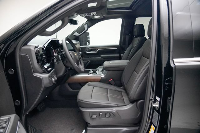 New 2026 Chevrolet Silverado 2500 High Country w/ Technology Package AWD/4WD image 24