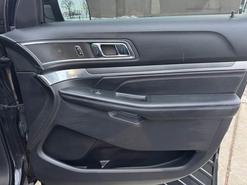 Used 2018 Ford Explorer Sport w/ Equipment Group 401A image 23