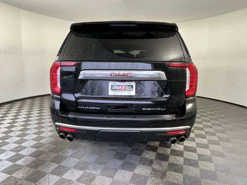 Used 2021 GMC Yukon Denali w/ Denali Premium Package image 4