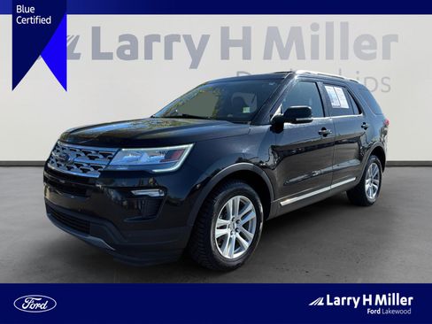 Used 2019 Ford Explorer XLT w/ Equipment Group 202A AWD/4WD image 1