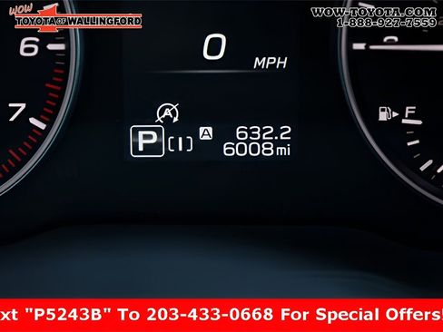 Used 2024 Subaru Crosstrek 2.0i Premium image 34