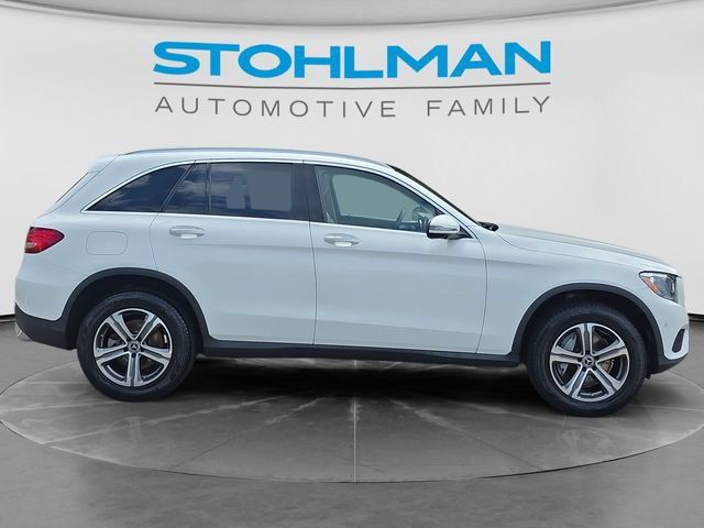 Used 2018 Mercedes-Benz GLC 300 4MATIC image 4