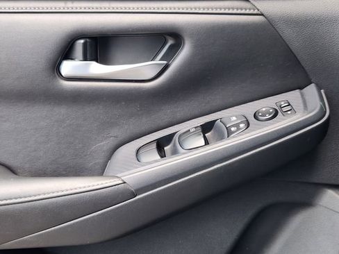 Certified 2023 Nissan Sentra S image 19