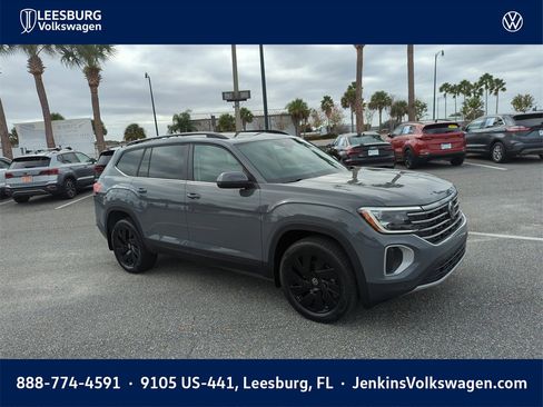 New 2026 Volkswagen Atlas SE image 1