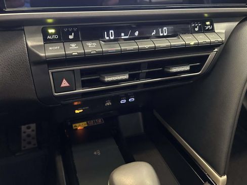 Certified 2025 Toyota Camry XSE FWD image 25