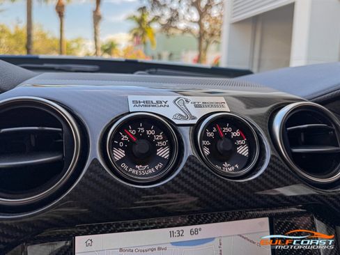 Used 2020 Ford Mustang Shelby GT500 w/ Carbon Fiber Track Pack image 19