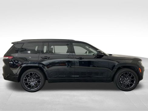 Used 2025 Jeep Grand Cherokee L Summit AWD/4WD image 7