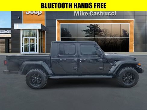 Certified 2023 Jeep Gladiator Willys image 3