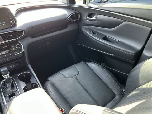 Used 2020 Hyundai Santa Fe Limited image 6