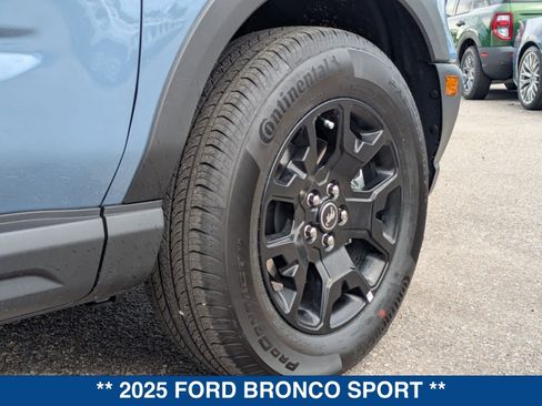 New 2025 Ford Bronco Sport Big Bend w/ Black Appearance Package AWD/4WD image 13