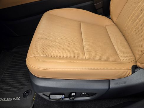 Certified 2026 Lexus NX 350h AWD w/ Accessory Package (2T) image 17