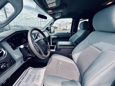 Used 2014 Ford F250 XLT w/ XLT Interior Package image 12