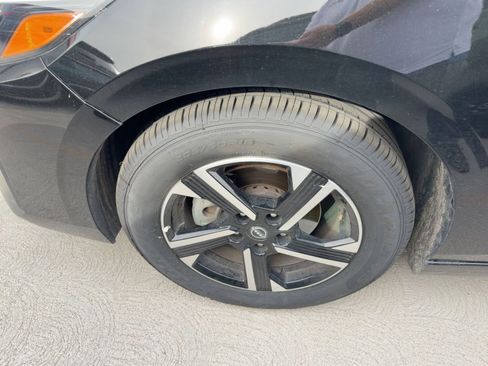 Used 2025 Nissan Sentra SV image 10