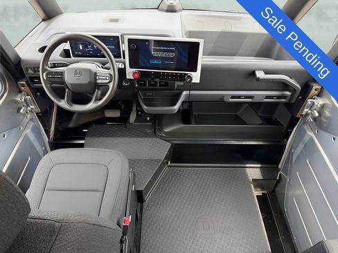 Used 2024 Chevrolet Brightdrop 600 w/ Battery Pack, Max Range AWD/4WD image 31