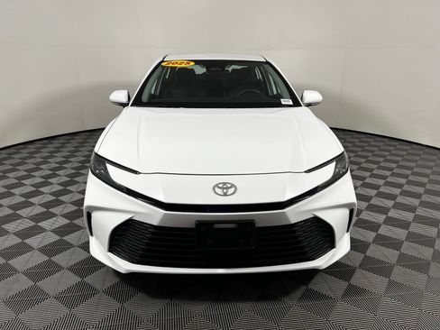 Used 2025 Toyota Camry LE FWD image 2