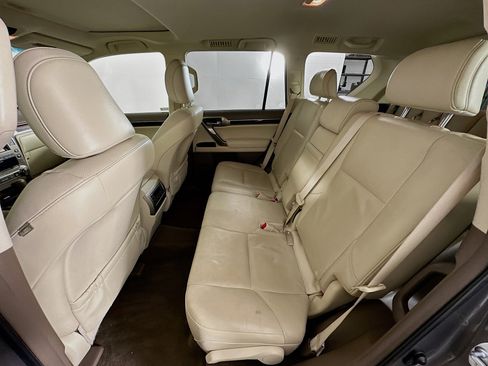 Used 2014 Lexus GX 460 image 29