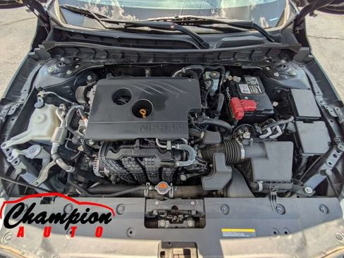 Used 2019 Nissan Altima 2.5 S FWD image 15