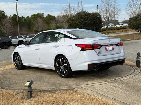 Used 2024 Nissan Altima 2.5 SR image 6
