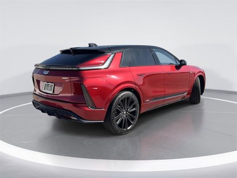 New 2026 Cadillac Lyriq V image 3