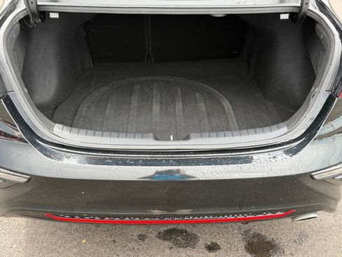 Used 2021 Kia Forte GT-Line w/ GT-Line Premium Package FWD image 4