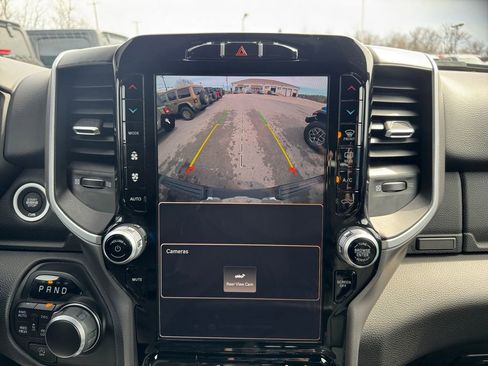 Used 2023 RAM 1500 Big Horn image 18
