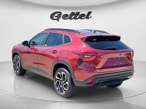 Used 2025 Chevrolet Trax RS w/ Driver Confidence Package image 6