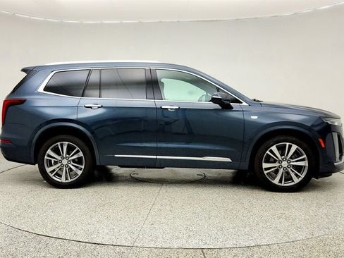 Used 2020 Cadillac XT6 Premium Luxury AWD/4WD image 4