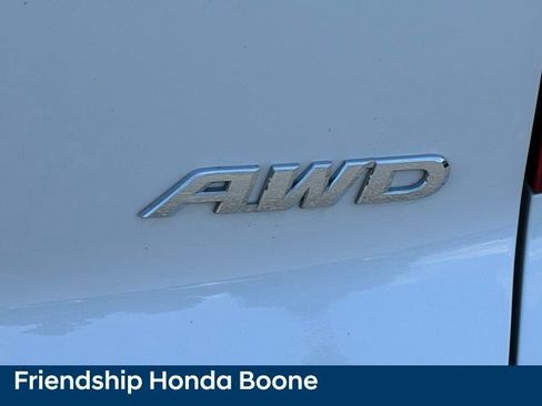 Used 2025 Honda Passport EX-L image 13