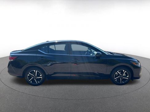 Used 2025 Nissan Sentra SV FWD image 15