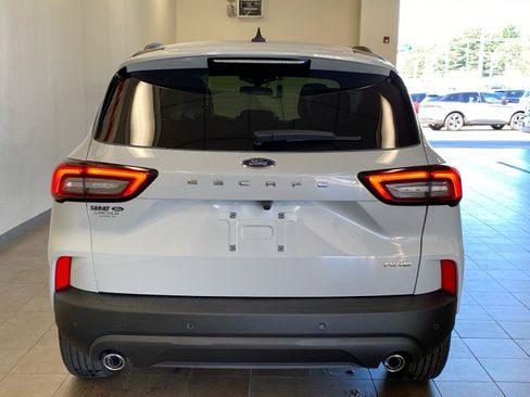 New 2025 Ford Escape ST-Line w/ Tech Pack #1 image 6