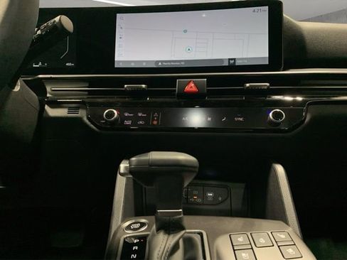 New 2026 Kia Sportage SX image 13