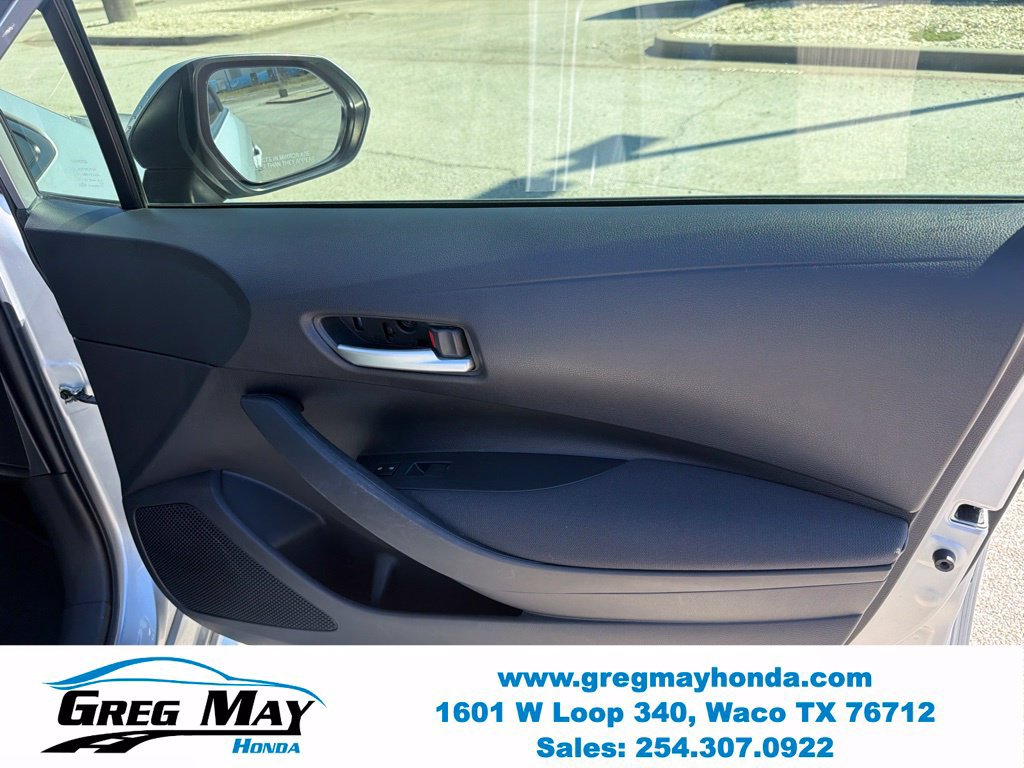 Used 2021 Toyota Corolla LE FWD image 26