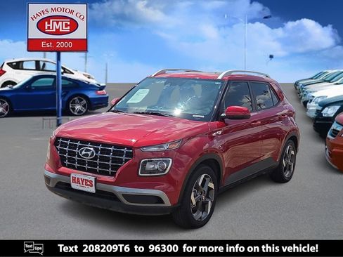 Used 2022 Hyundai Venue SEL FWD image 1