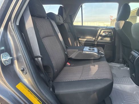 Used 2020 Toyota 4Runner TRD Off-Road image 33