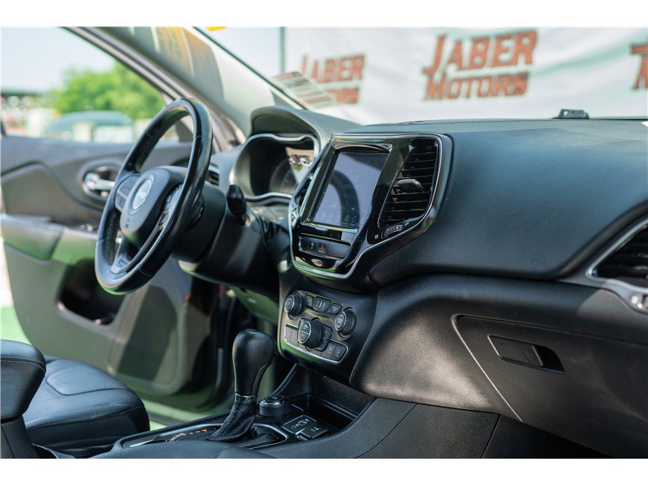 Used 2020 Jeep Cherokee Limited AWD/4WD image 30