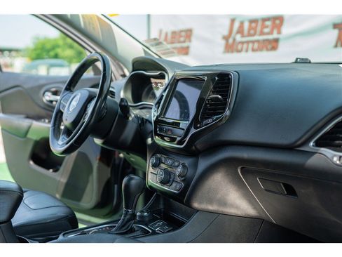 Used 2020 Jeep Cherokee Limited AWD/4WD image 30