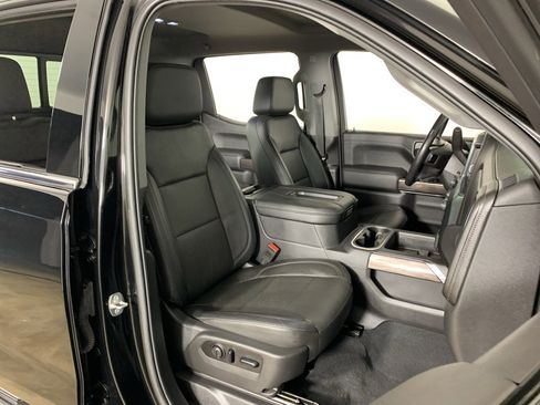 Used 2020 Chevrolet Silverado 1500 LTZ image 37