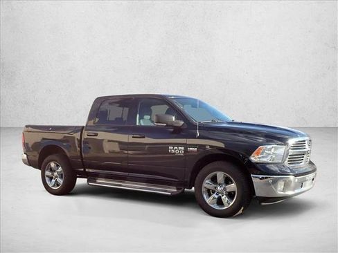 Used 2019 RAM 1500 Big Horn w/ Rambox Value Package AWD/4WD image 5