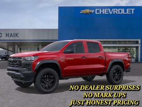 New 2026 Chevrolet Colorado Trail Boss AWD/4WD image 2