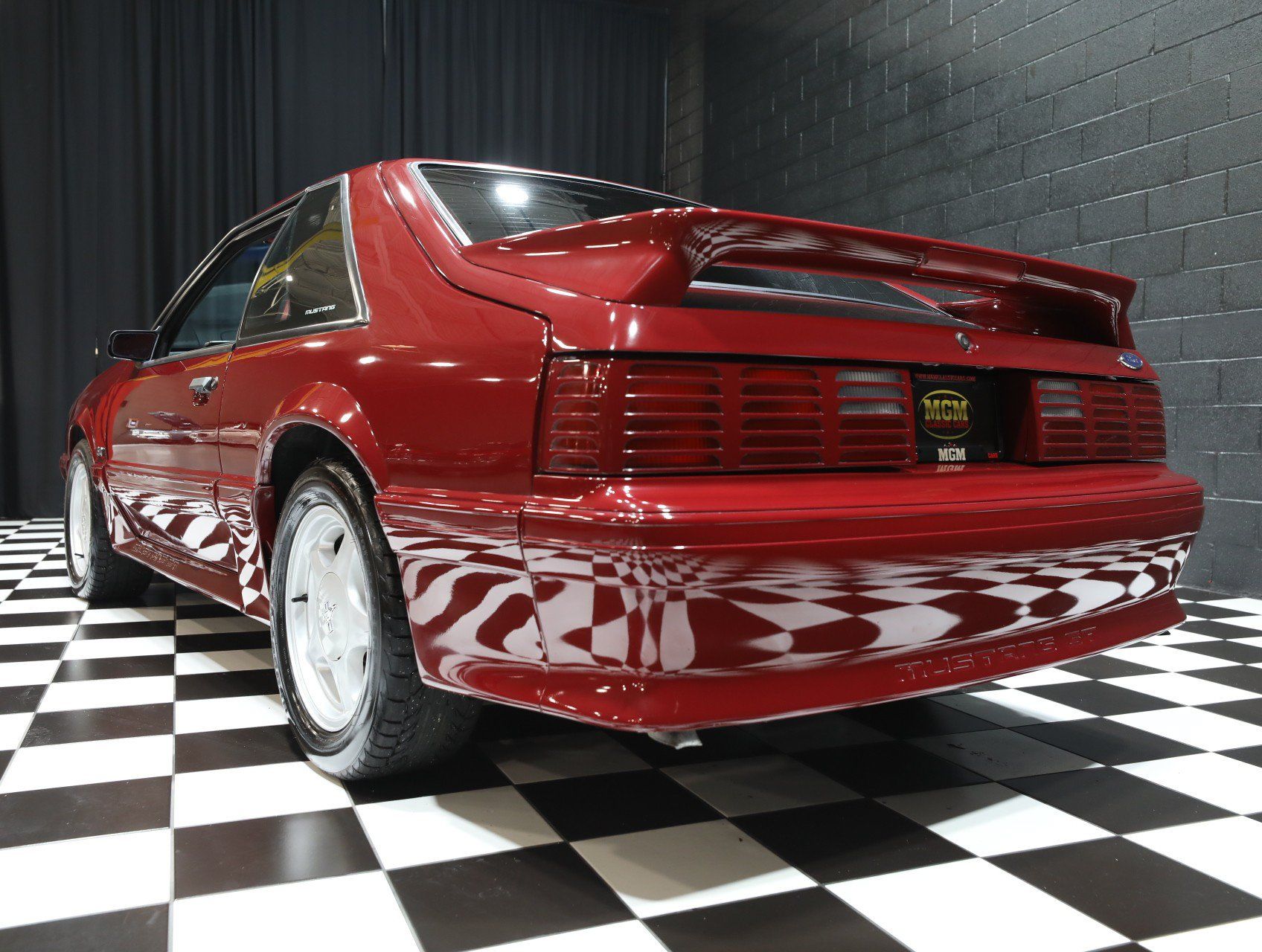 Used 1990 Ford Mustang GT RWD image 24
