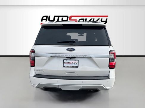 Used 2021 Ford Expedition Platinum AWD/4WD image 6