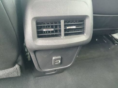 Used 2019 GMC Terrain Denali w/ Advanced Safety Package AWD/4WD image 16
