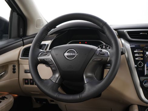 Used 2024 Nissan Murano Platinum AWD/4WD image 17